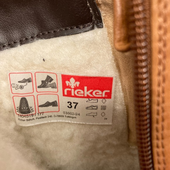 Cozy lined leather boots - Picture 8 of 8